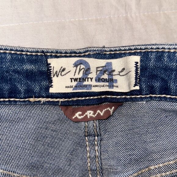 free people 24 crvy High Rise Blue Distressed Raw Fringe Hem Denim Shorts - Picture 12 of 14